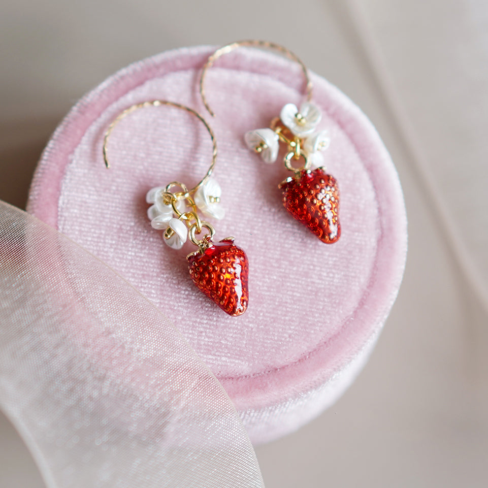 Strawberry Fruit Bead Earrings CSOMALL