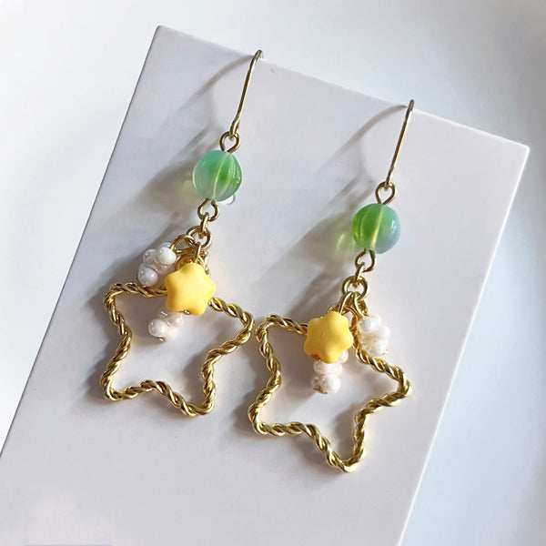 Original handmade Czech glazed yellow and green earrings, cute and niche design earrings for lively girls