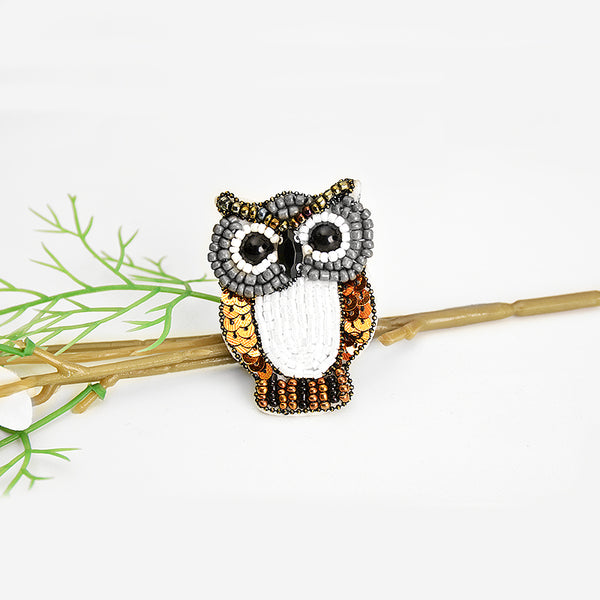 Owl pin, Bird Beaded Brooch, Embroidered Beaded Owl Brooch