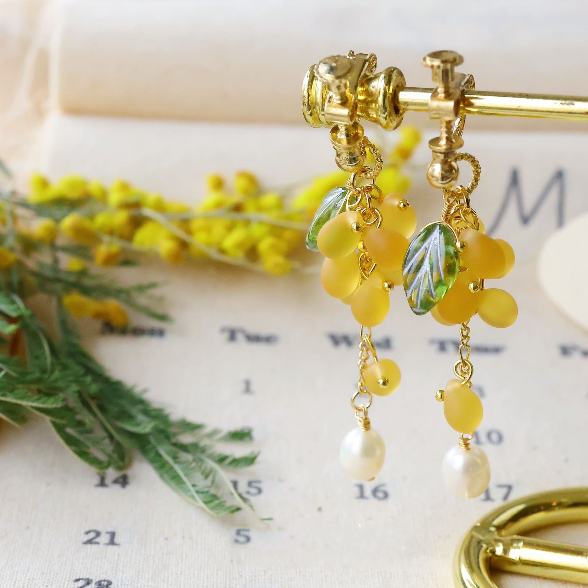 Yellow Grape earrings CSOMALL