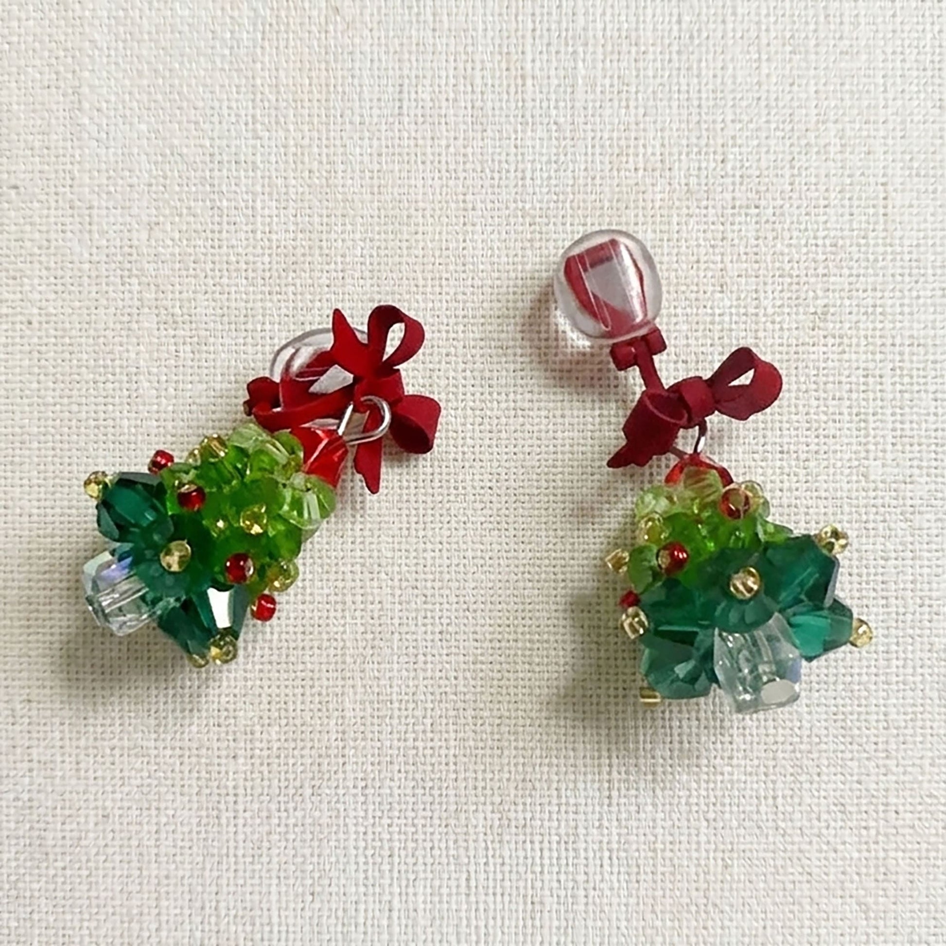 Festive Acrylic Christmas Tree Earrings with Red Pearls